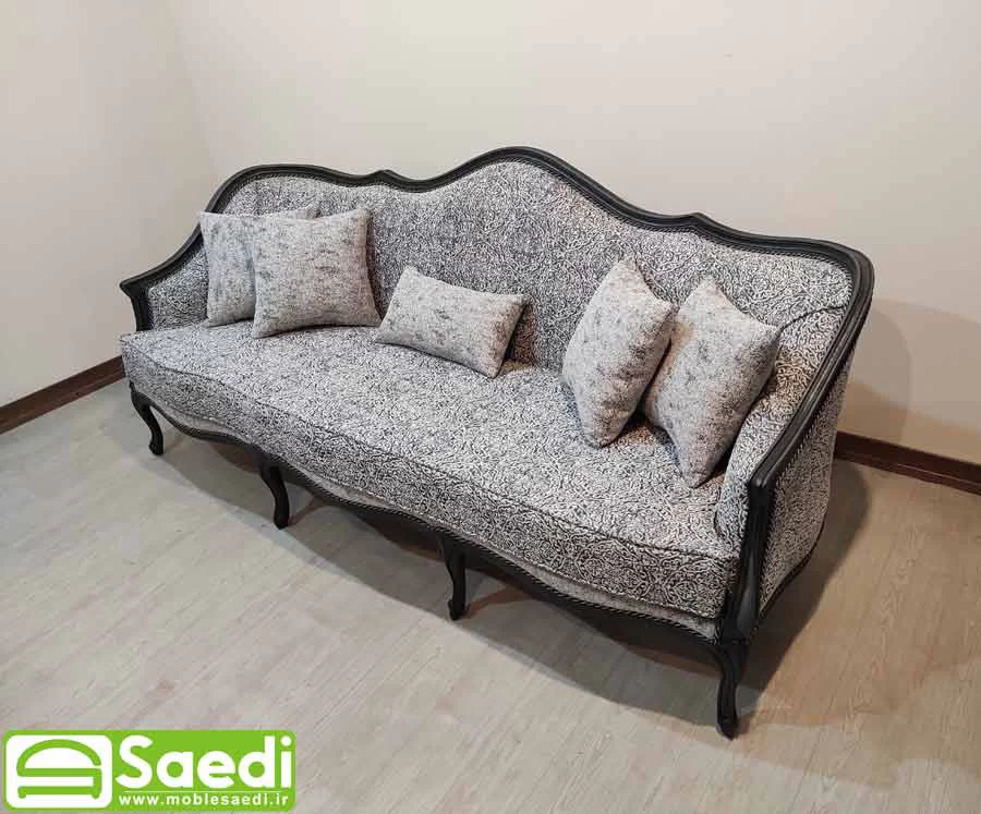 کاناپه لوئی