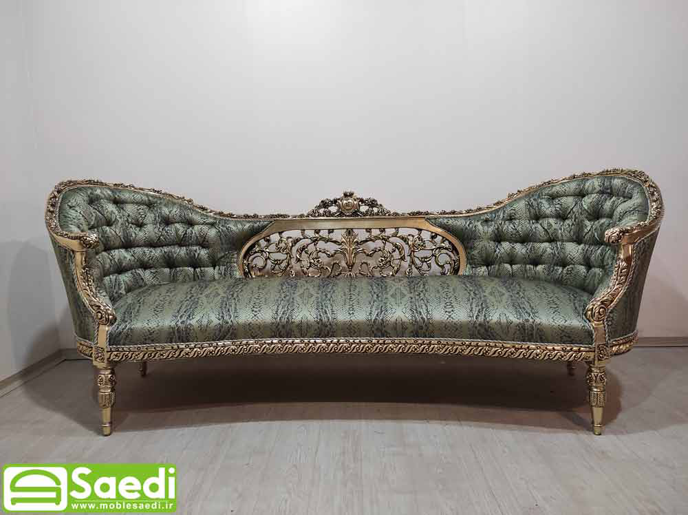 کاناپه ورساچه